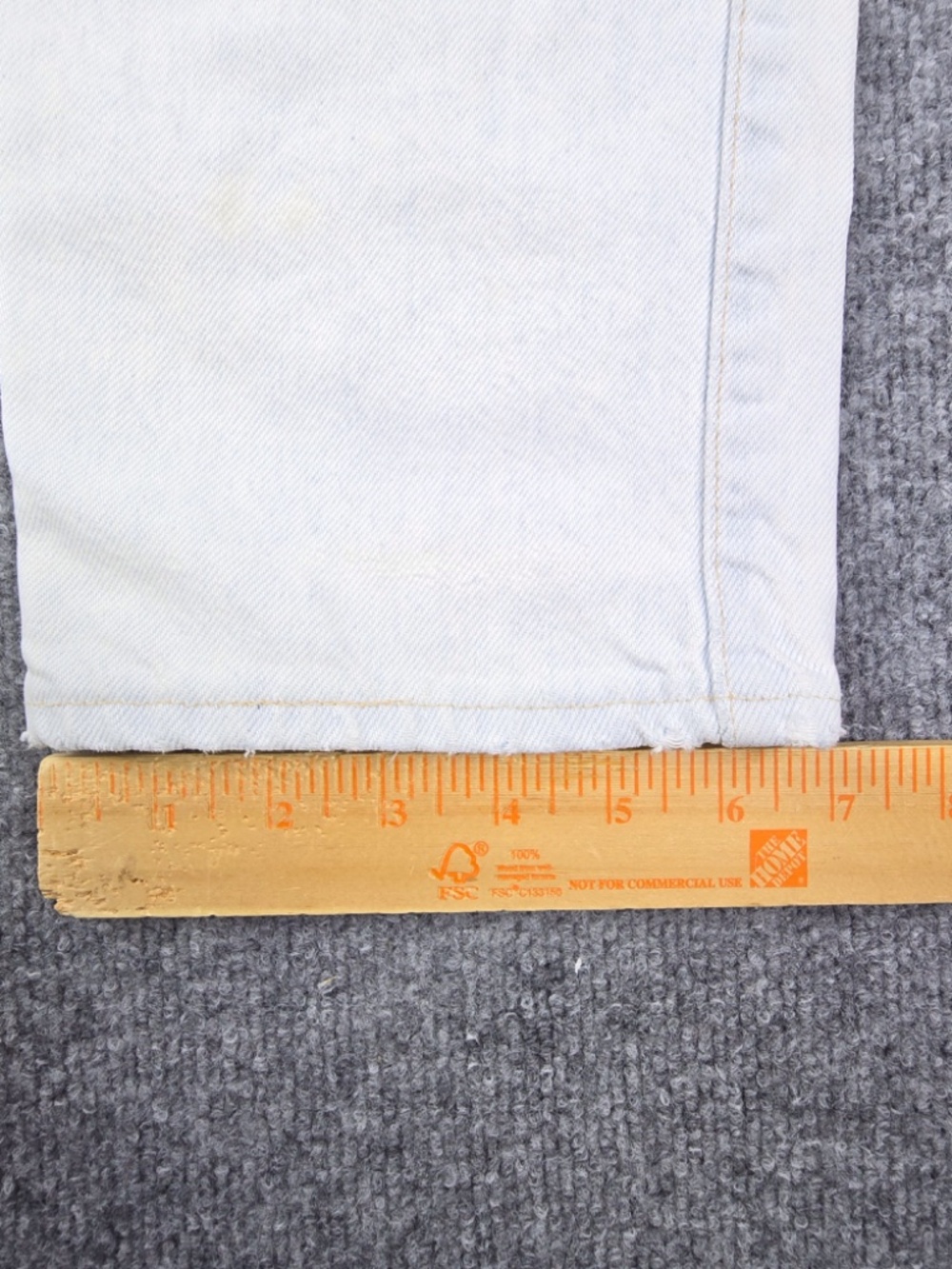 Vintage Levi’s SilverTab Relaxed Fit Jeans 32x34 Made in USA 1992 Light Wash - Picture 15 of 16